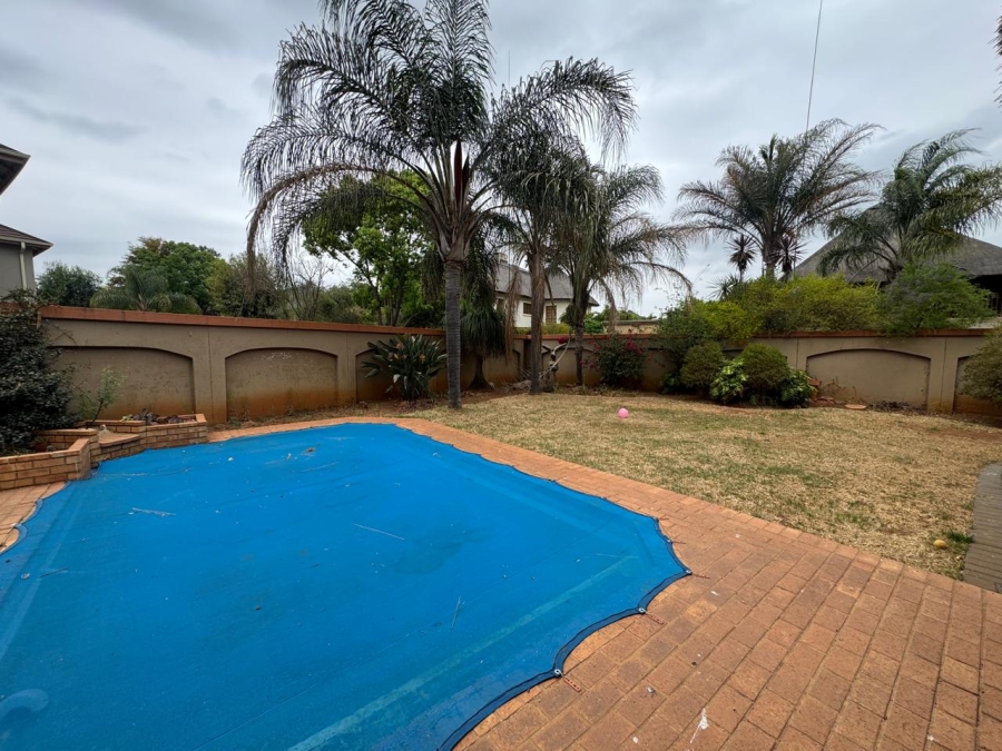 To Let 4 Bedroom Property for Rent in Melodie North West
